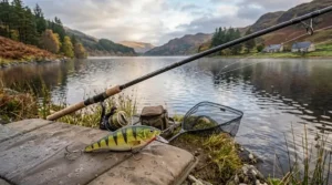 A secure screw-down reel seat keeping the reel fixed on the pike rod.