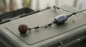 Illustrated diagram of a standard running ledger rig designed for targeting large catfish in UK lakes and rivers.